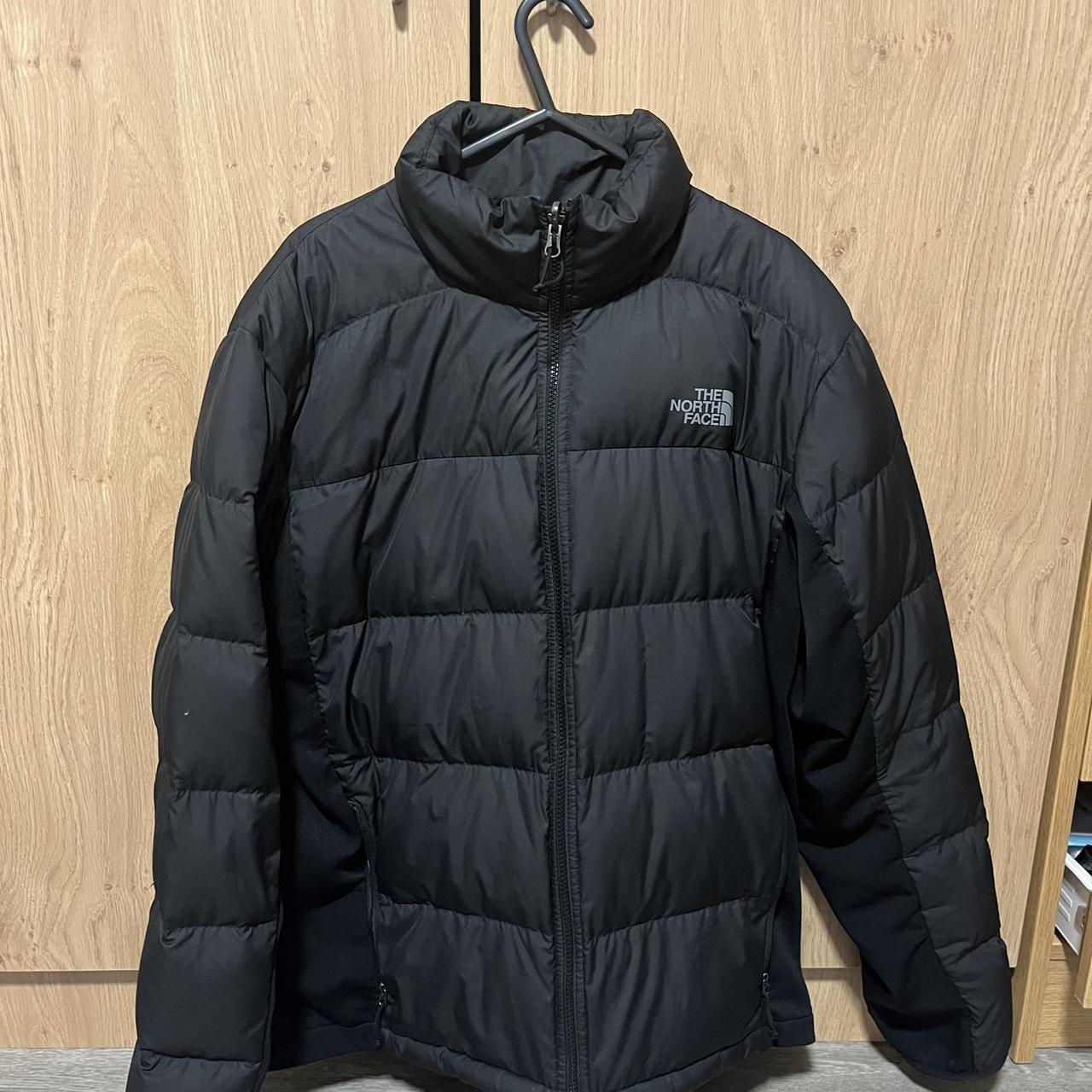 Classic North Face 550 Puffer Jacket - Stay Cozy in... - Depop