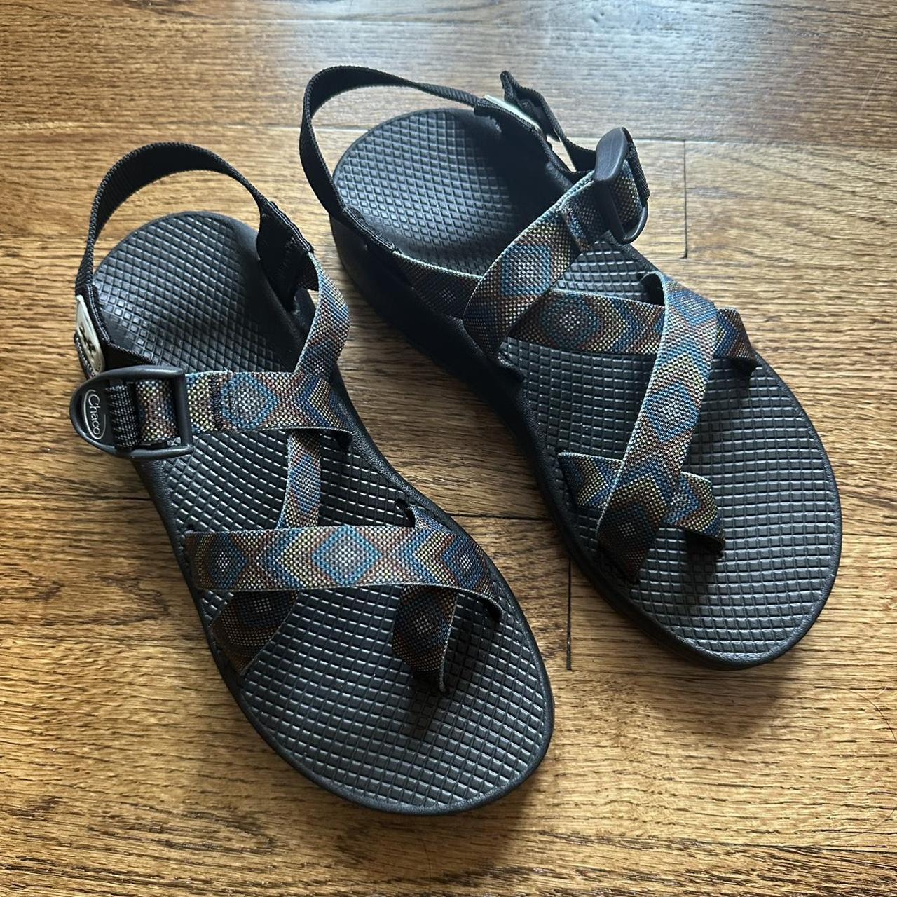 chaco womens sneakers
