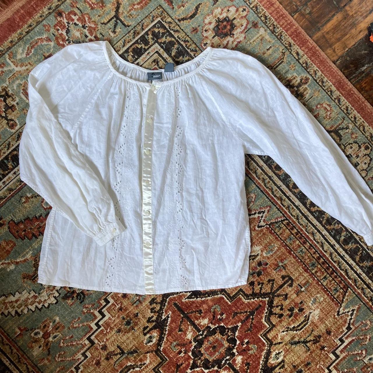 Liz Claiborne Women's White Blouse | Depop