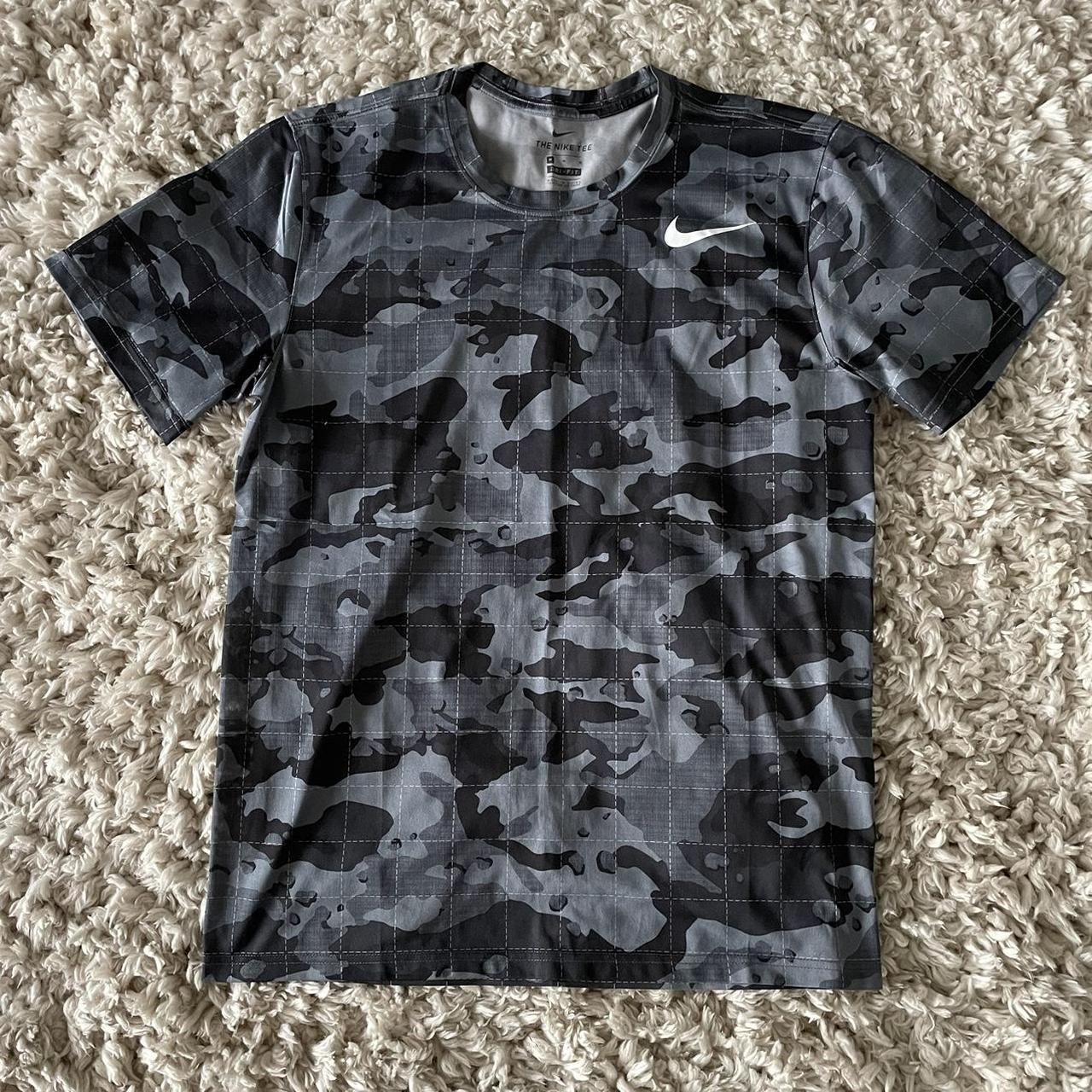 nike black camo shirt