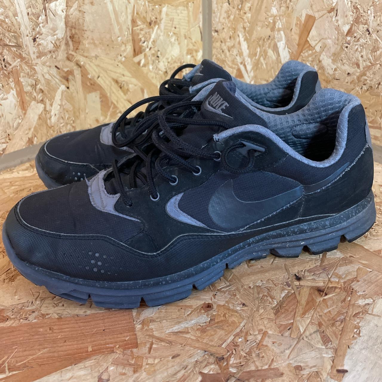 Nike wildwood black hotsell