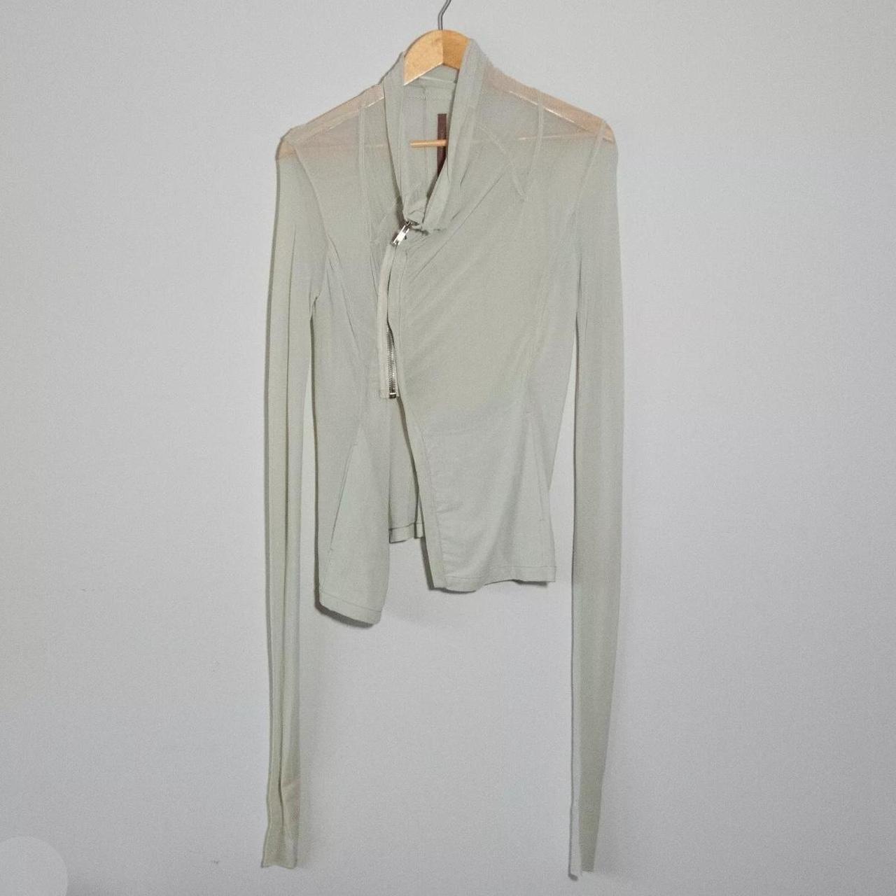 item listed by zikiziki