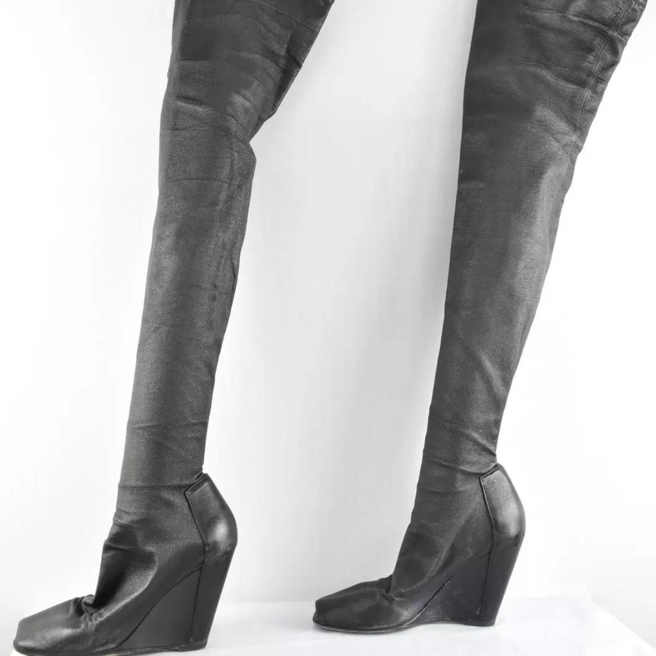 item listed by zikiziki