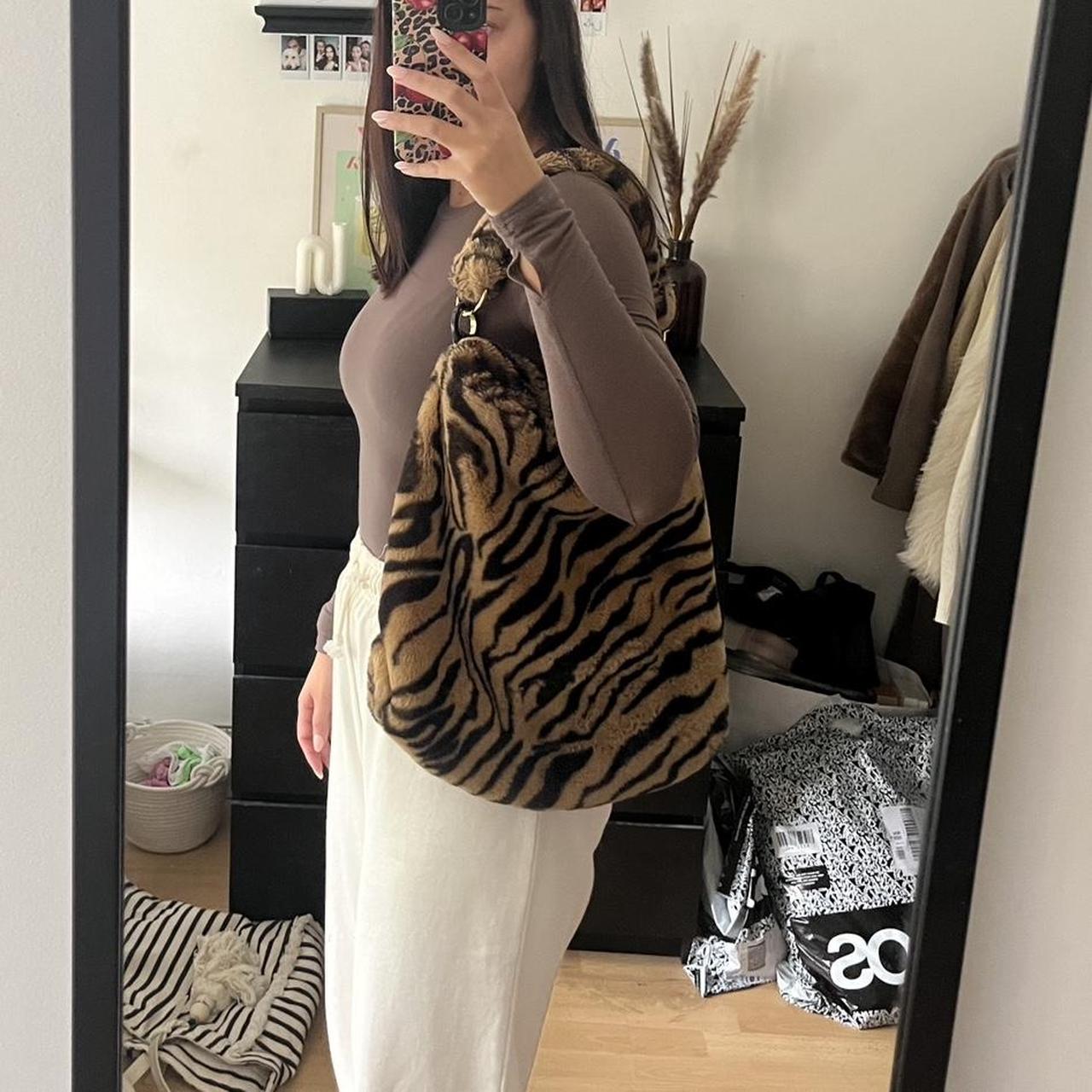 topshop tiger print bag
