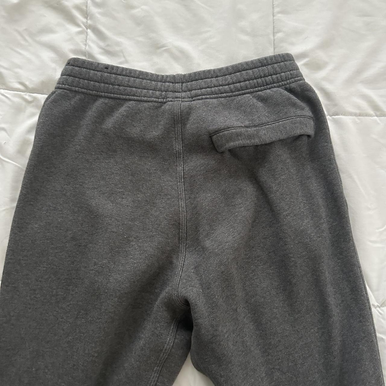 womens nike joggers gray