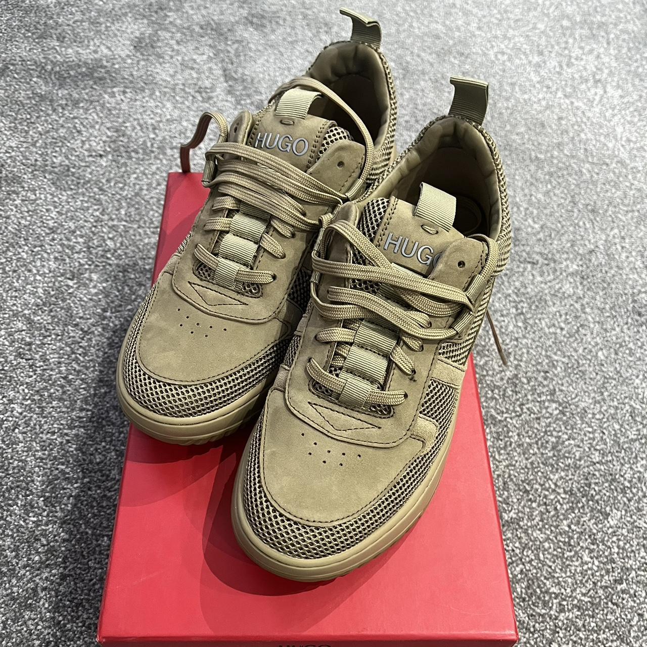 Hugo boss shop tan trainers