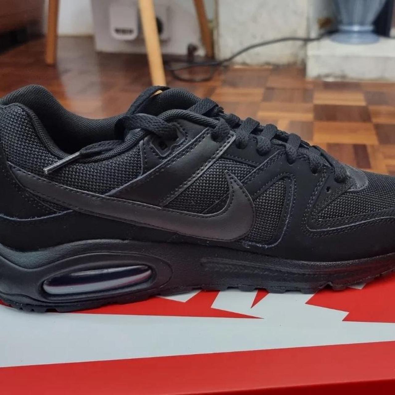 Black air max command best sale