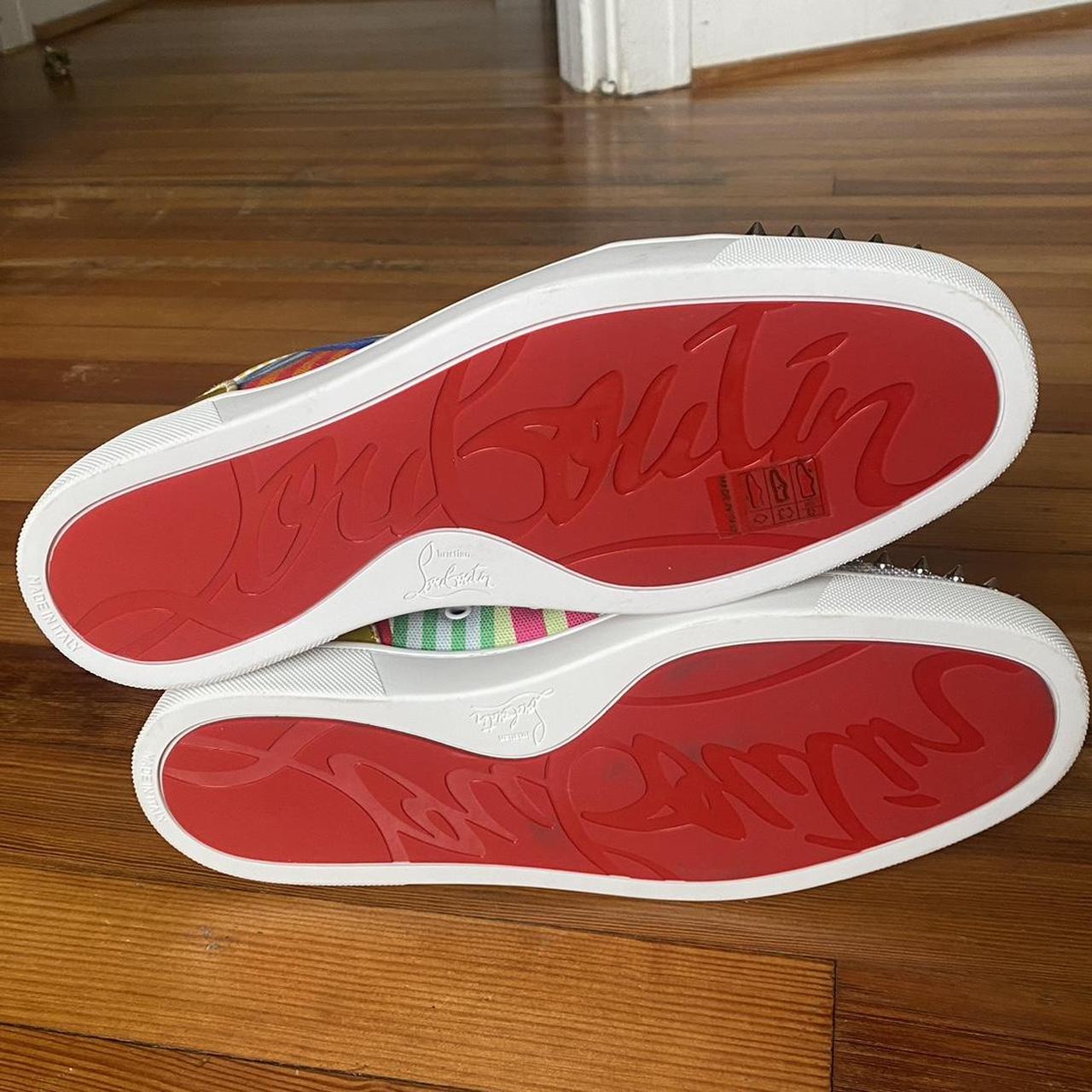 【週末セール】Christian Louboutin ヒョウ柄ケース Christian Louboutin ヒョウ柄 スタッズ ハイヒール