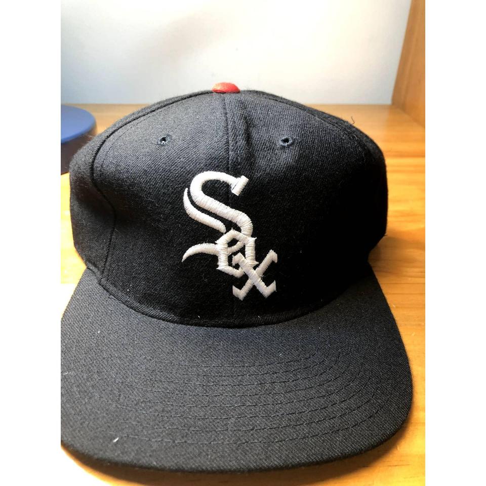 St. Louis cardinals “swinging bird” cap Size 7 - Depop