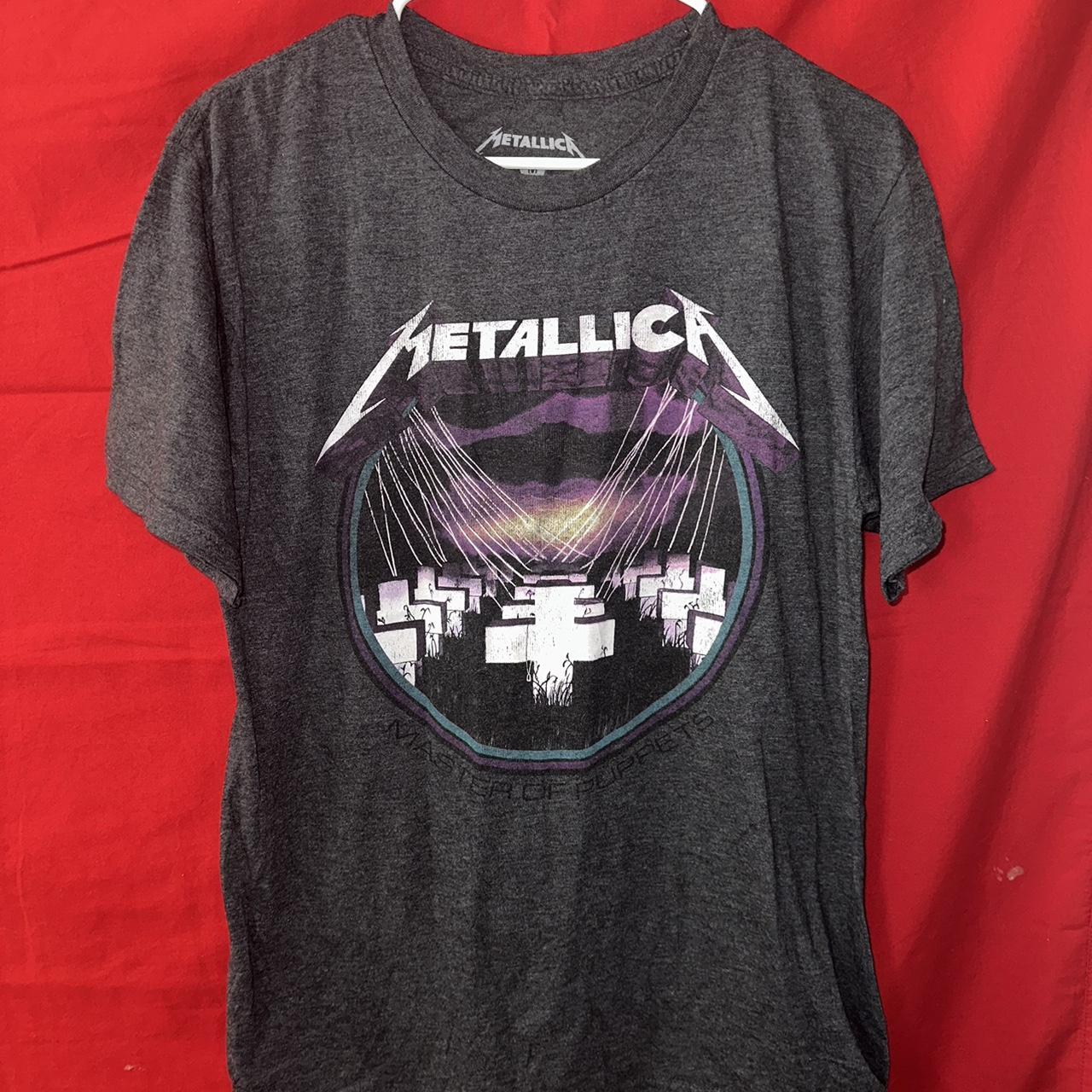 Grey Metallica t-shirt 🗡️ Size medium - Depop