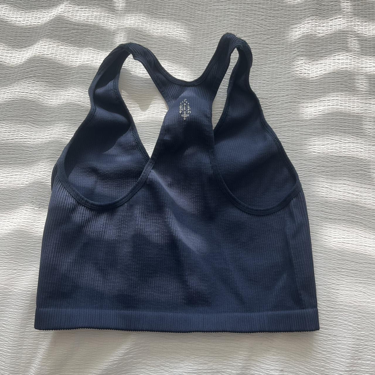 item listed by lyraaaaaaa