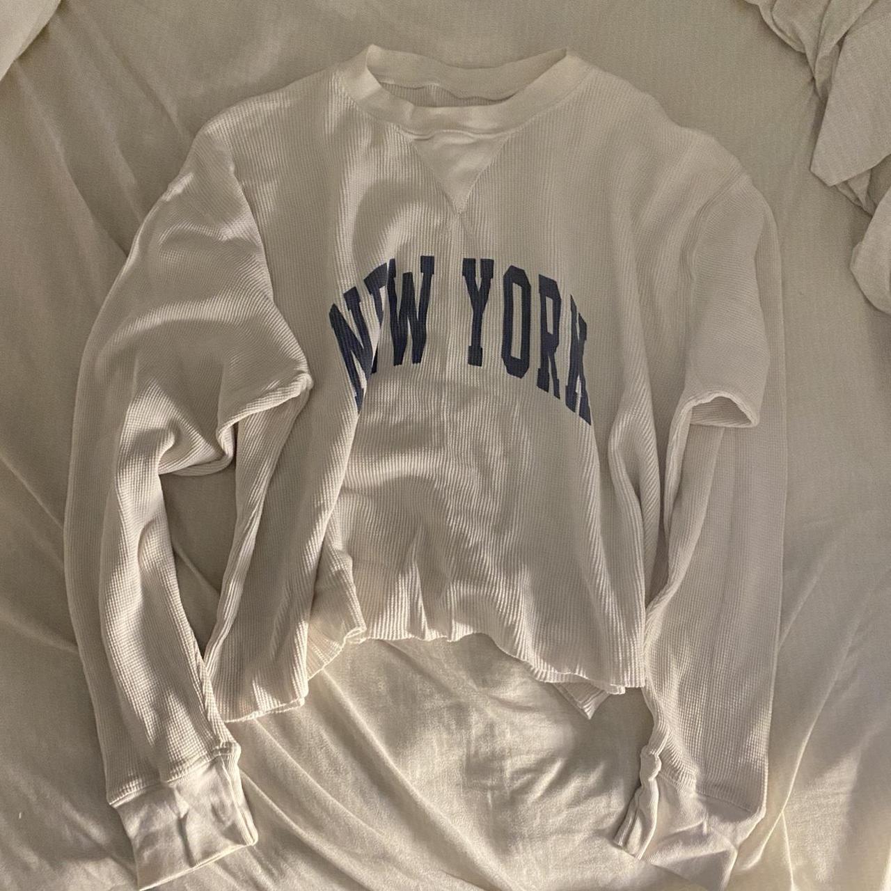 Brandy Melville Women's White and Blue Jumper Depop