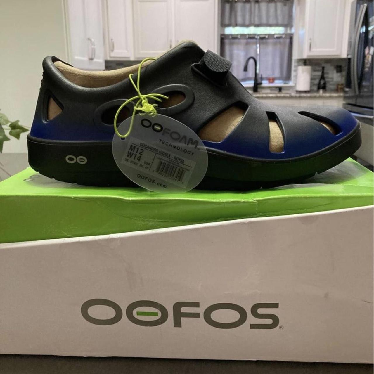 OOFOS men’s sandals, men’s size 12/women’s size 14,... Depop
