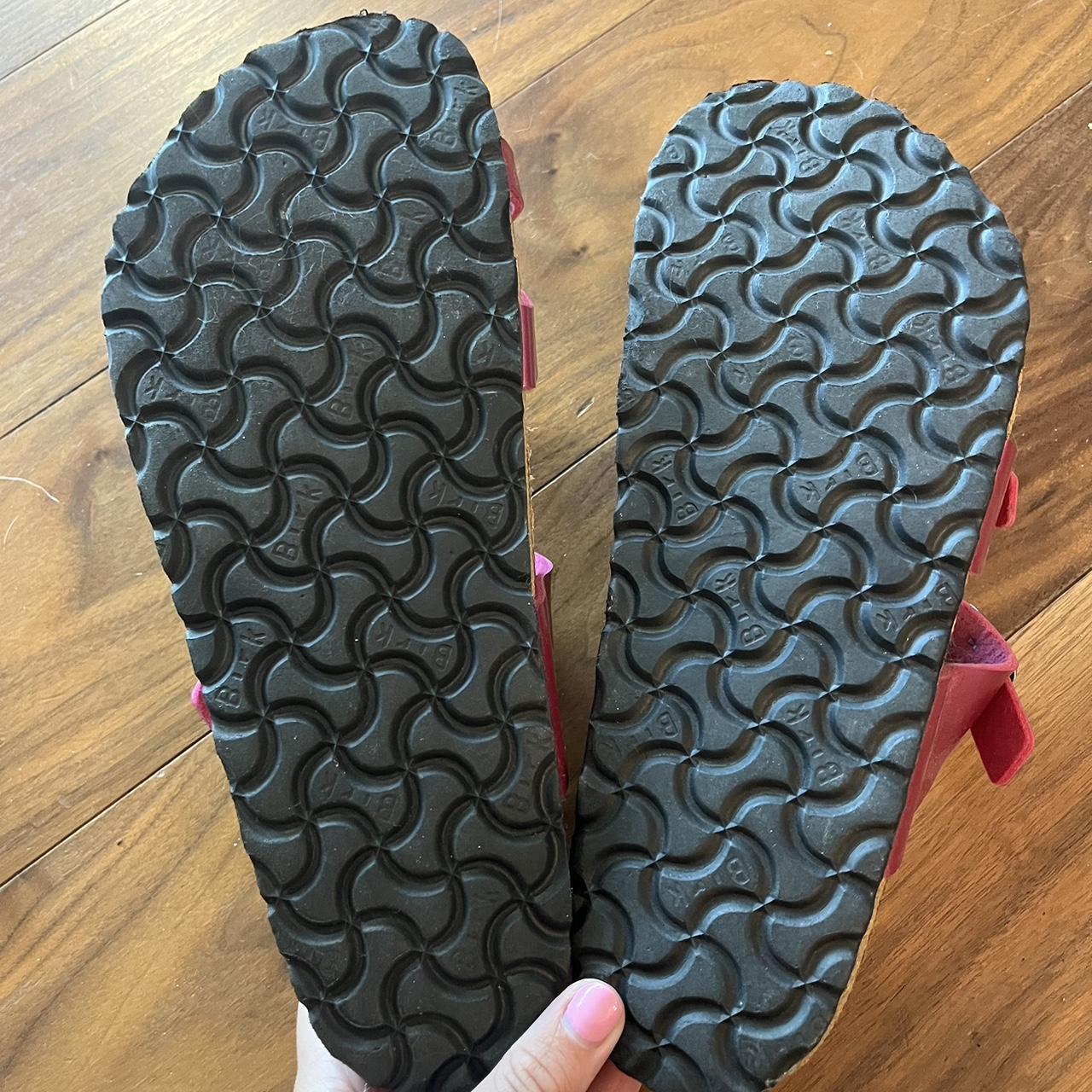 womens pink birkenstocks