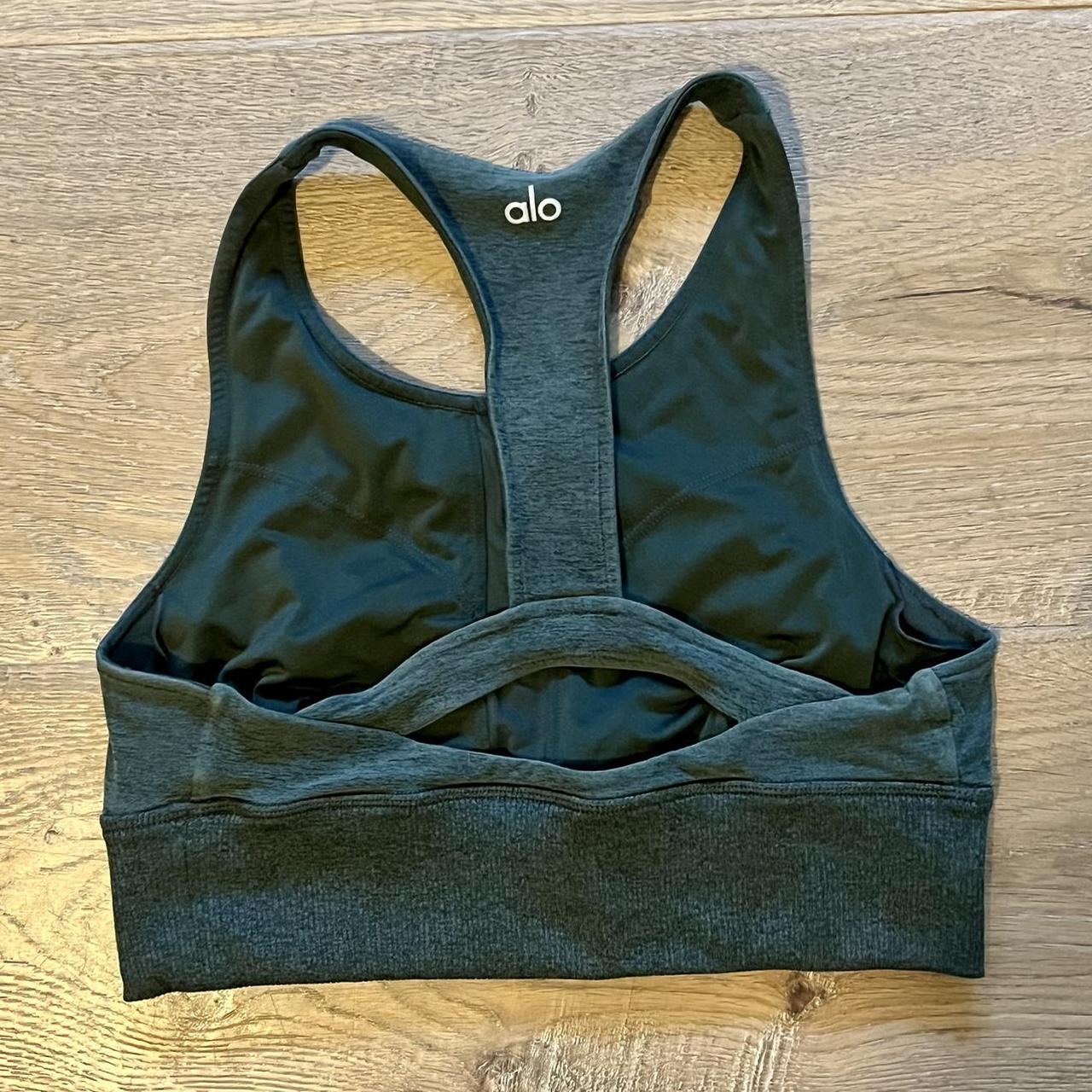 Alo Yoga Sports Bra Size M- Alosoft Serenity - Depop