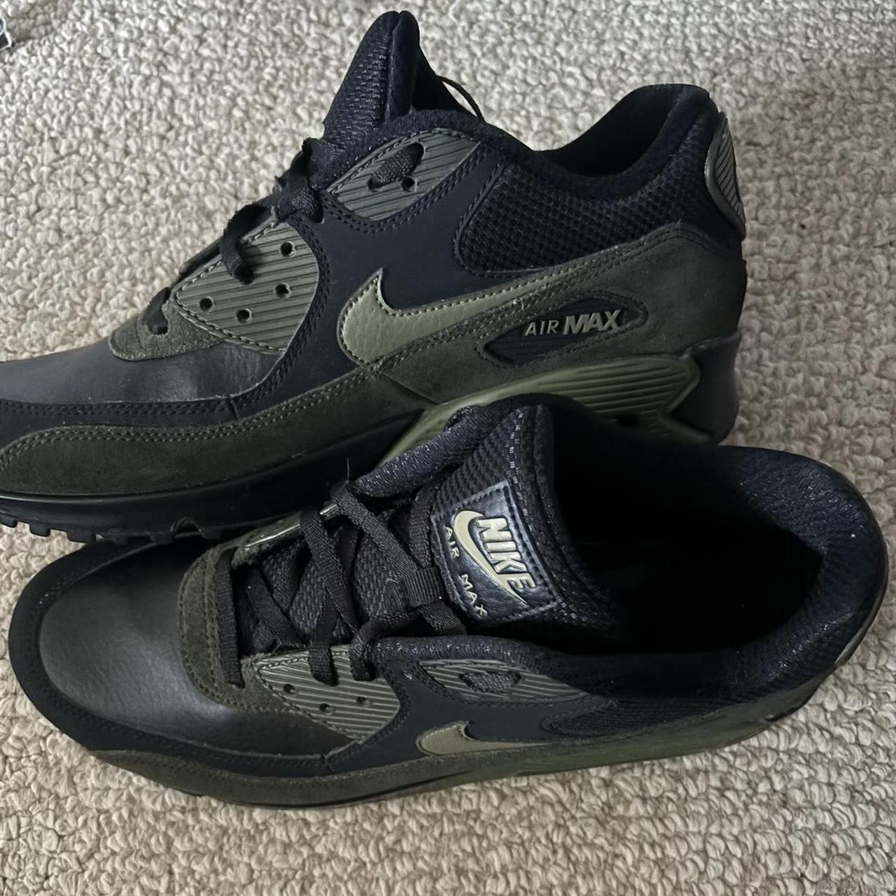 mens olive green air max