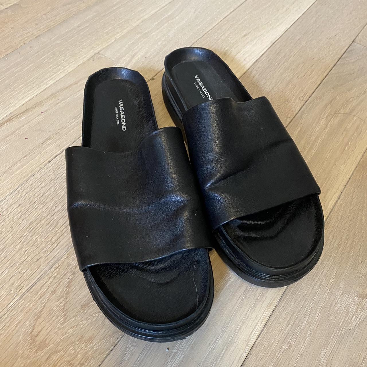 Vagabond Women's Black Slides | Depop