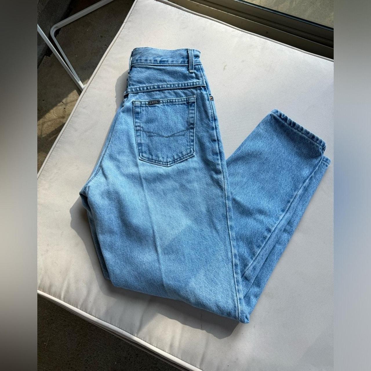 item listed by shelbellacollins