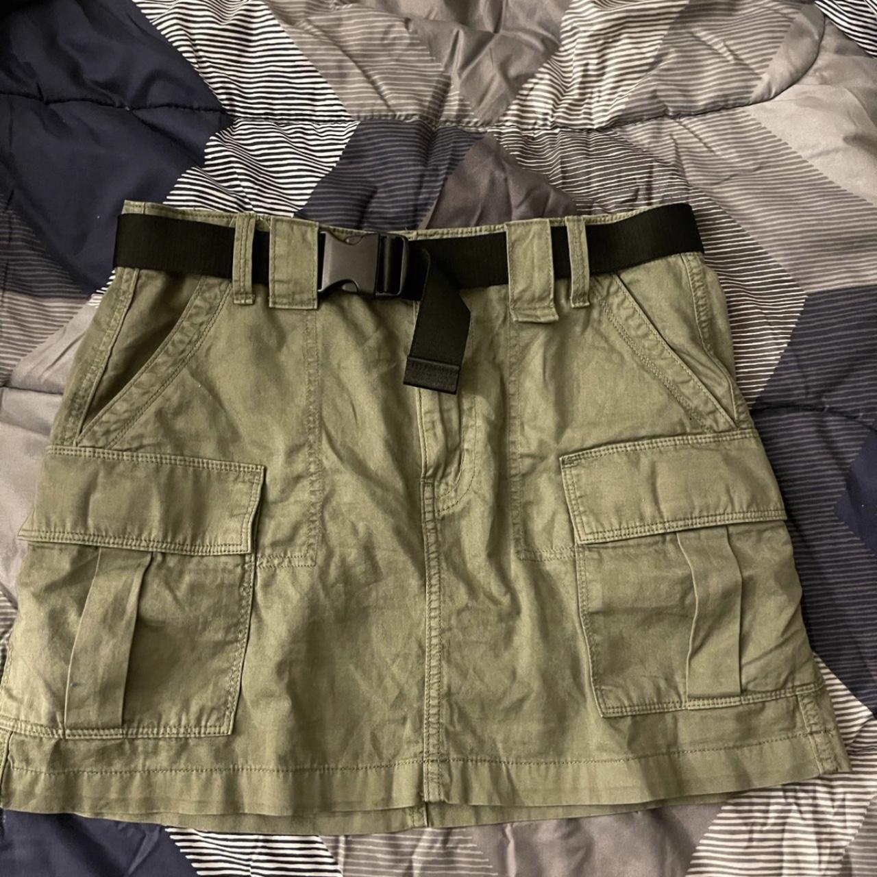 American eagle cargo skirt size 8 Depop