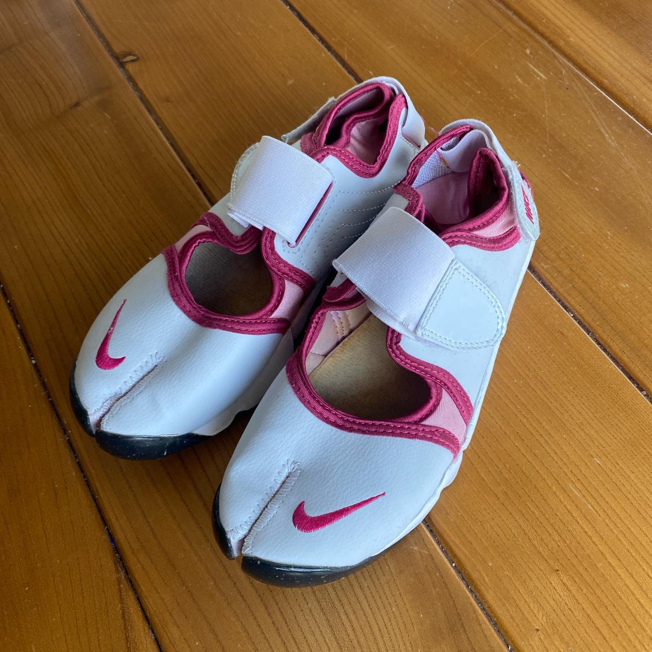 Pink nike 2024 rift infant