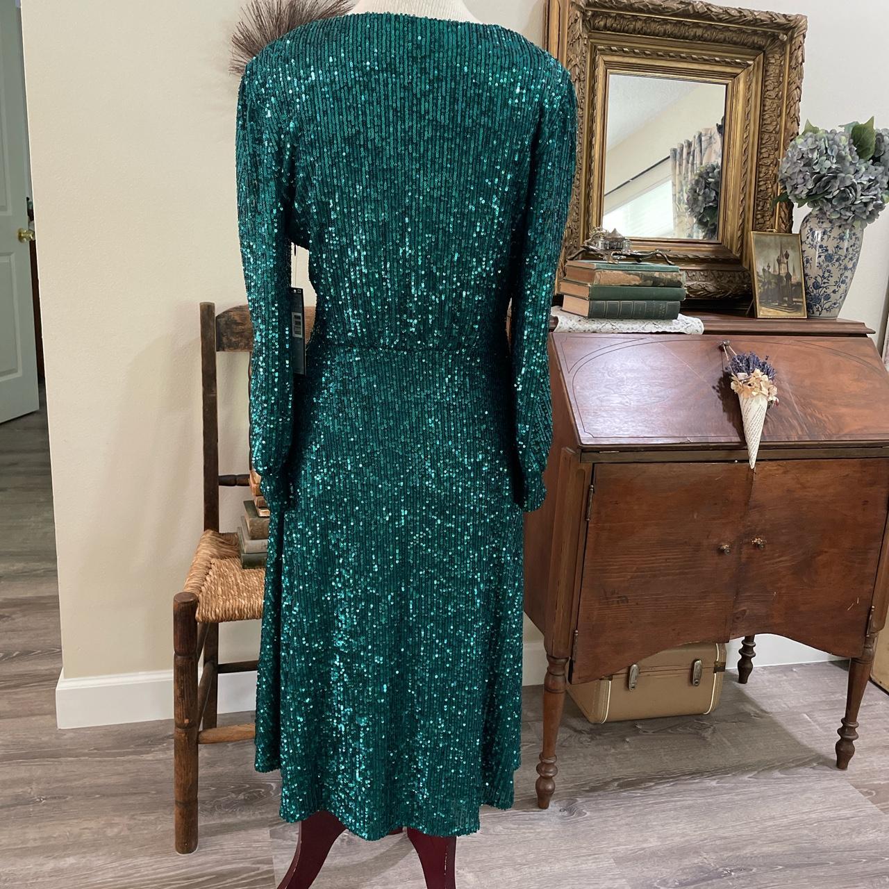 Brand new Tahari petite sequin dress. Green blue Depop