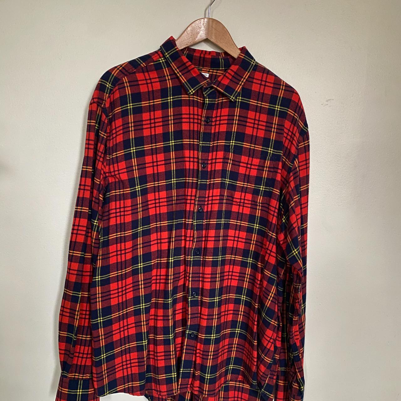 Old Navy Plaid Flannel Shirt in cotton - Depop