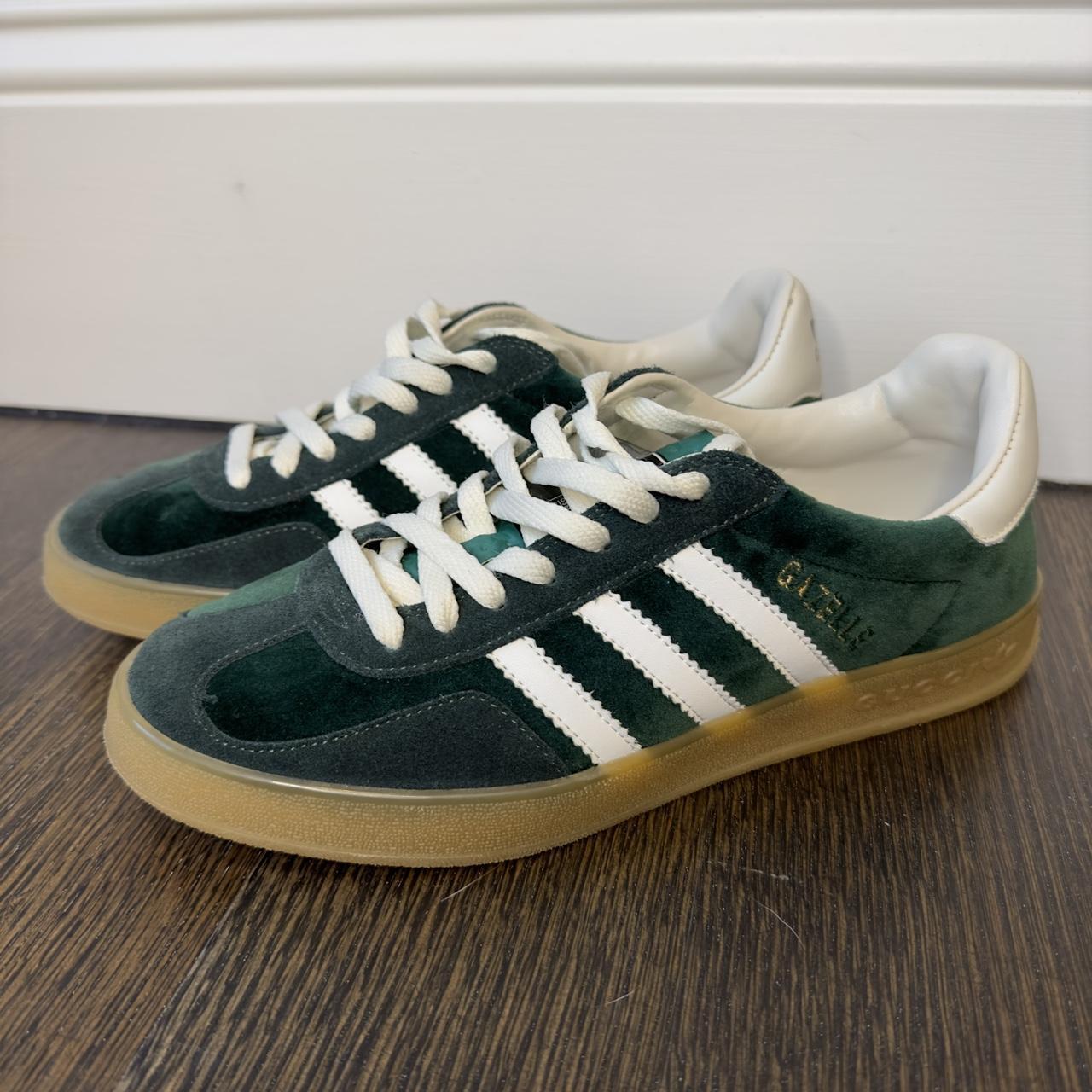 Gucci Women's Green Trainers | Depop