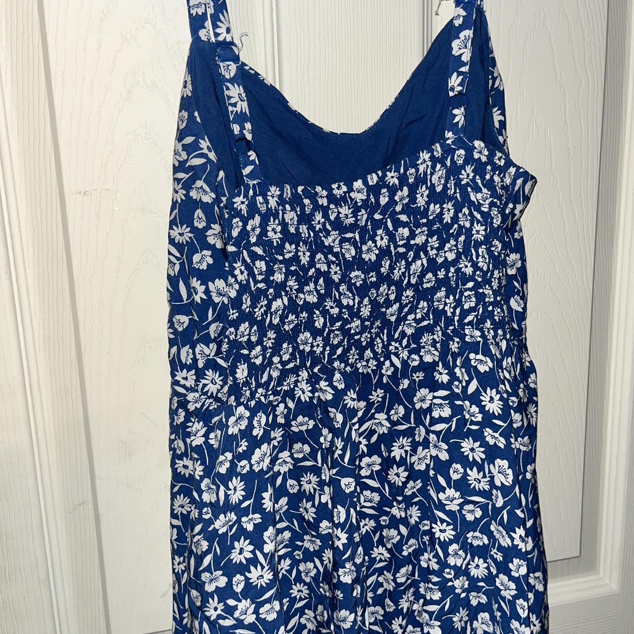 Old navy blue hot sale and white dress