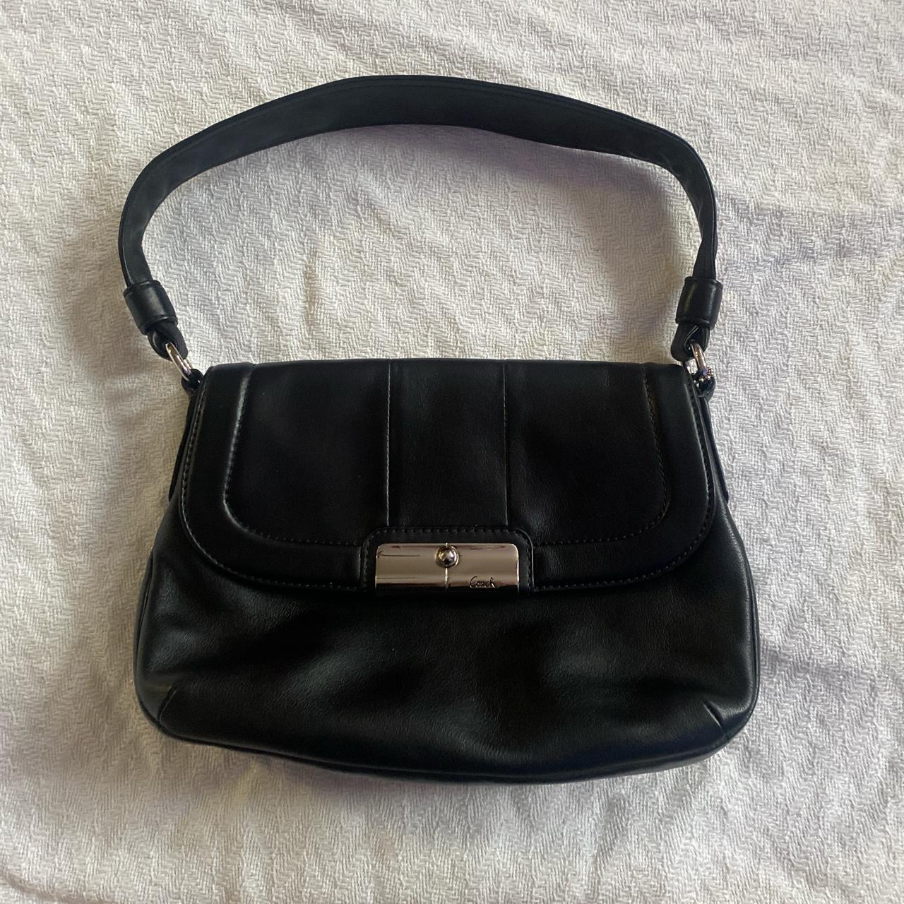 Coach Pebbled Leather Quinn Crossbody/shoulder Bag - Depop