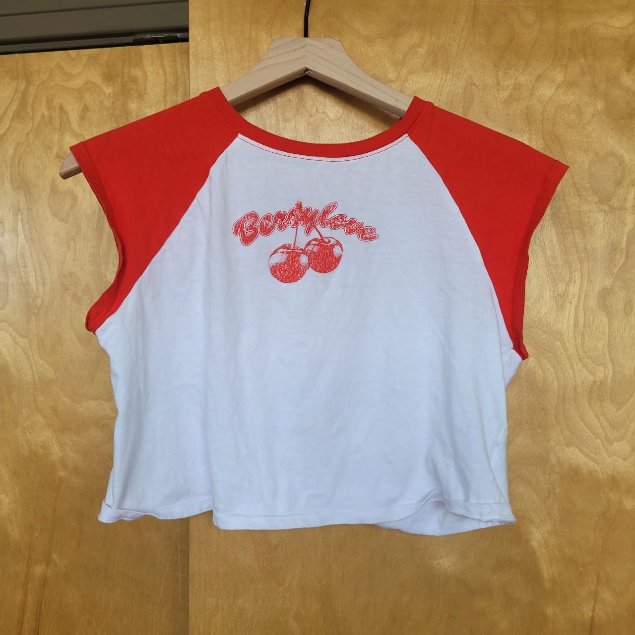 Women's White and Red Croptop Depop