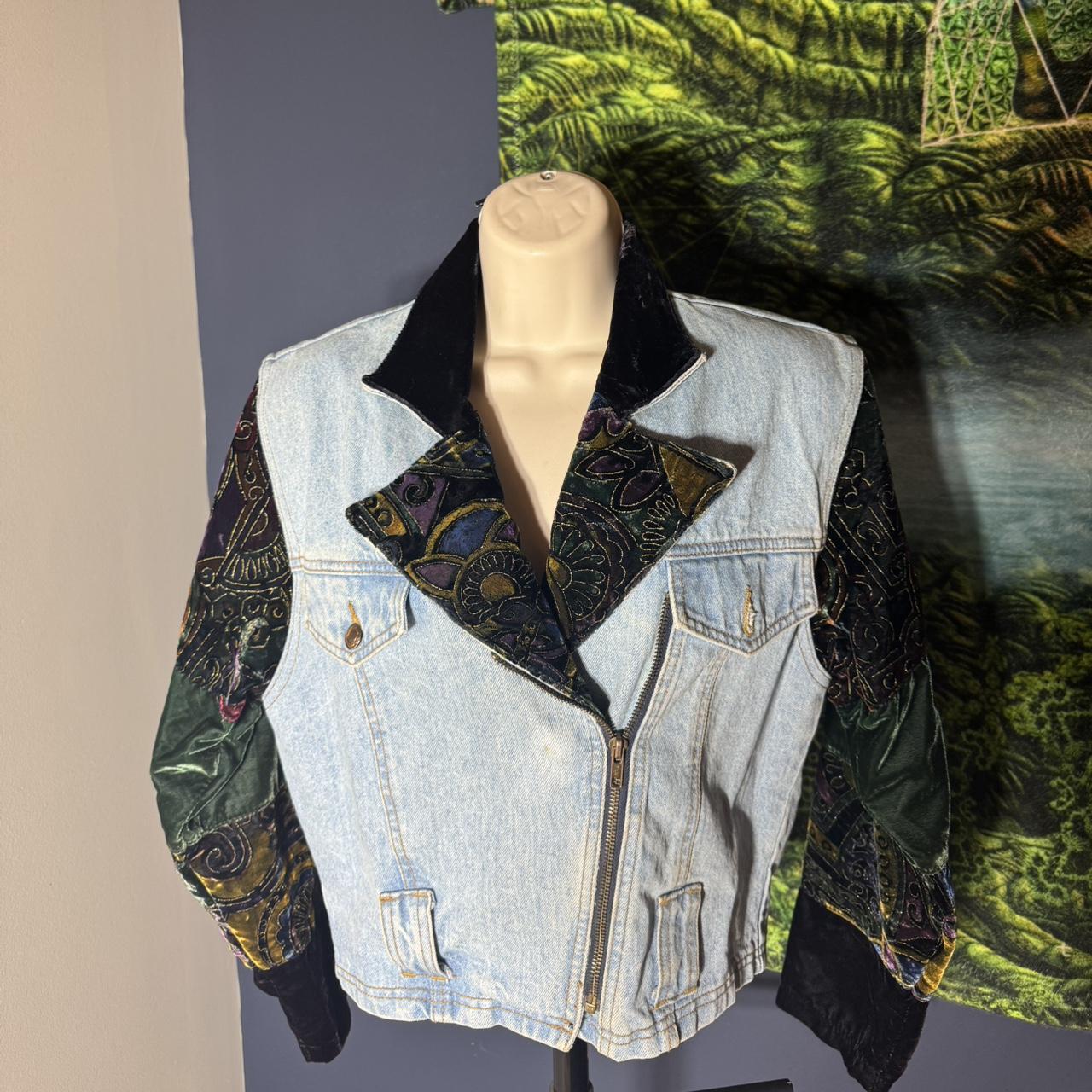 item listed by jestersdrip