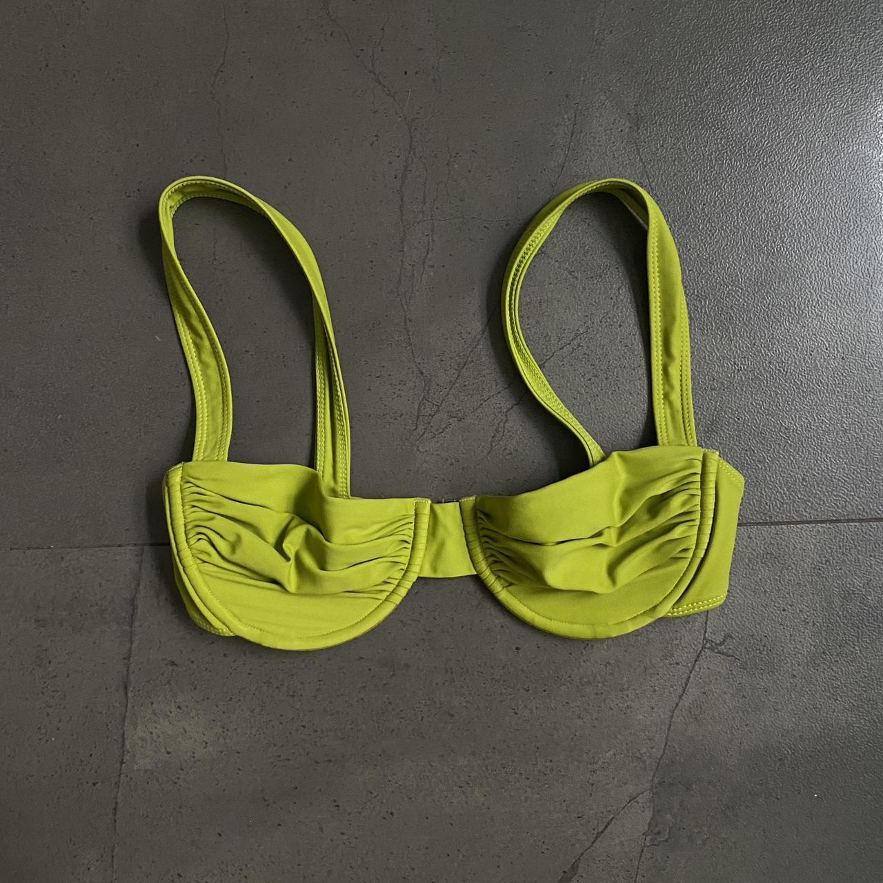 item listed by emma_sinclair99