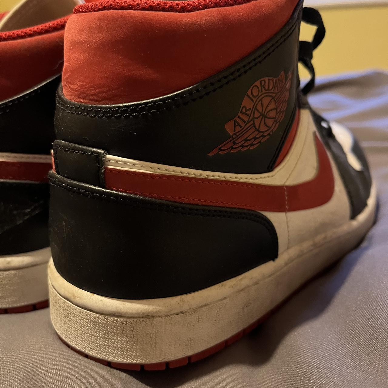 air jordan 1s mid red