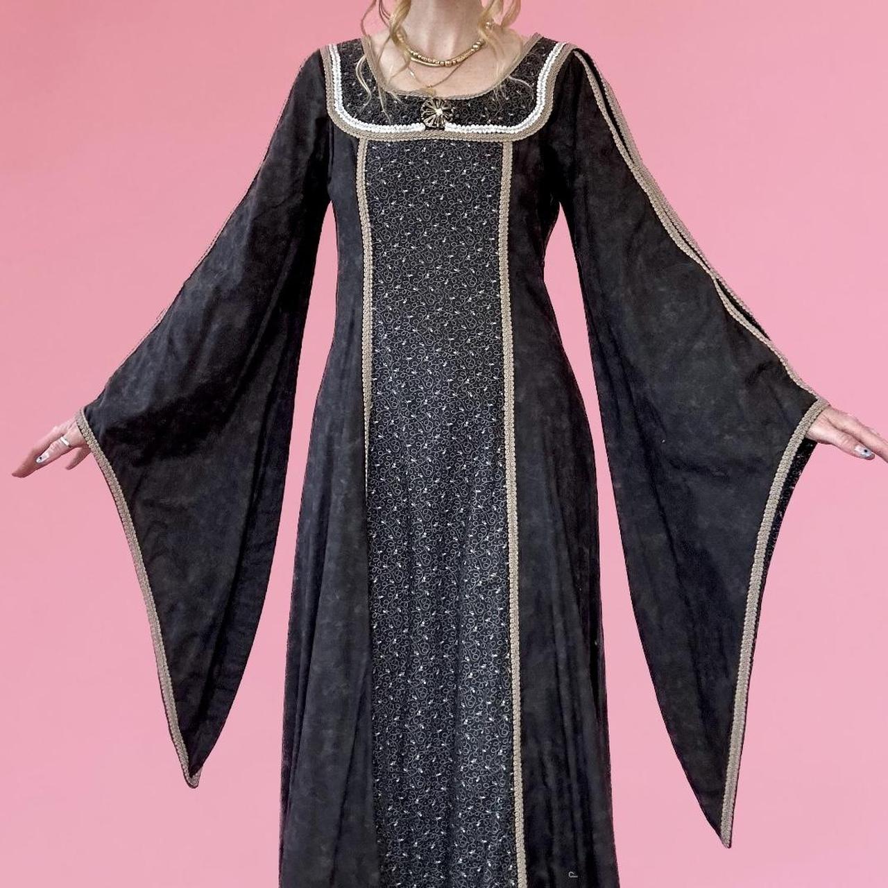 item listed by littlevagabondvintage