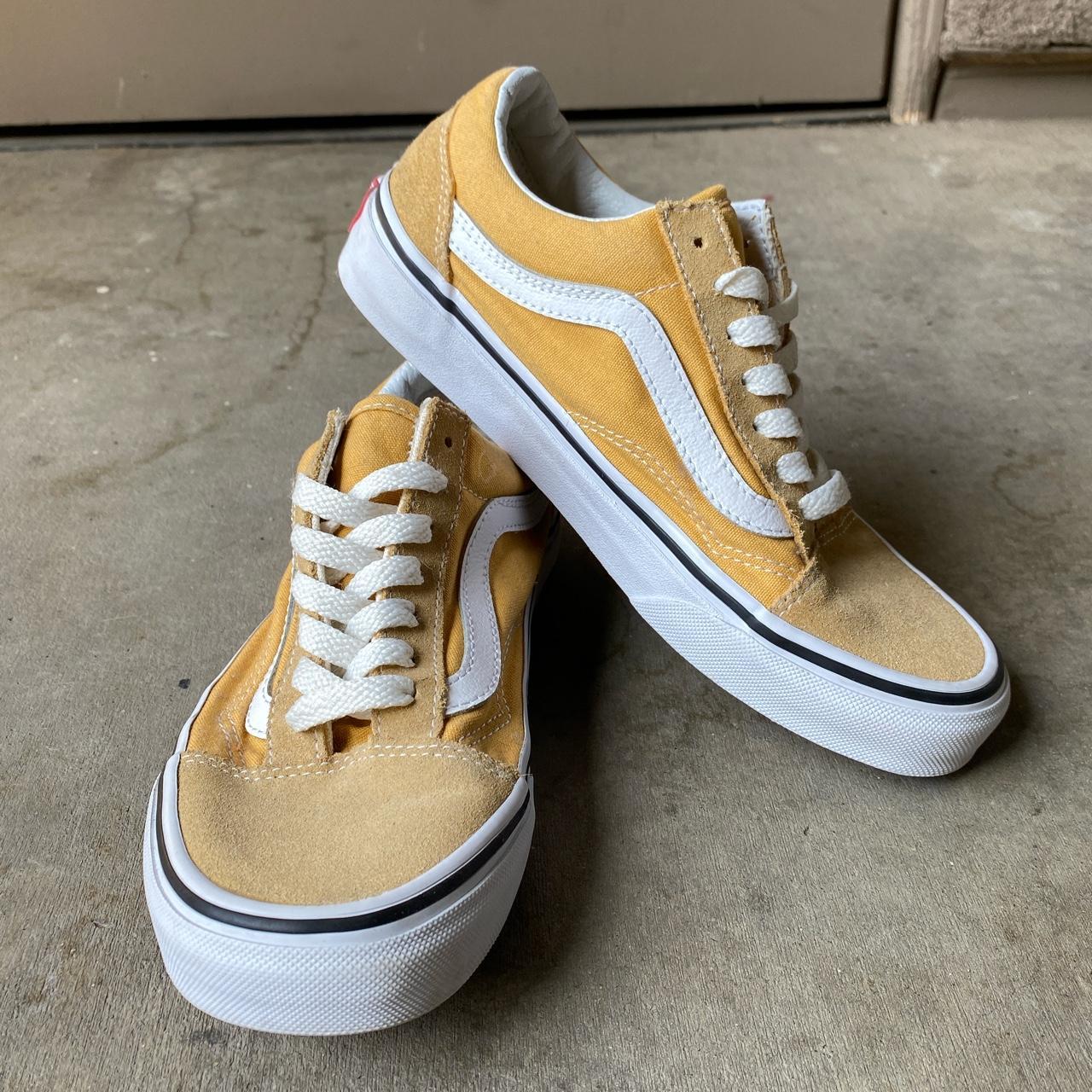 Ochre hotsell vans outfit