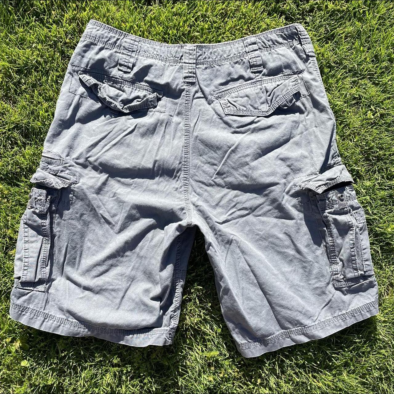 Champs sports cargo on sale shorts