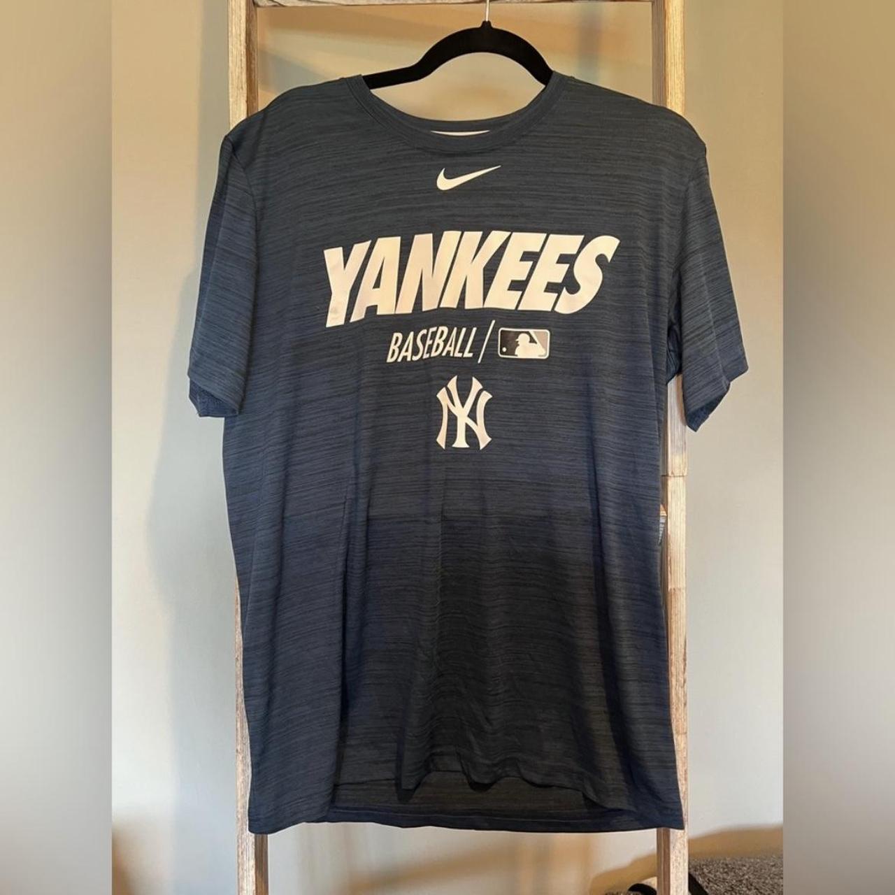 yankees nike dri fit t shirt