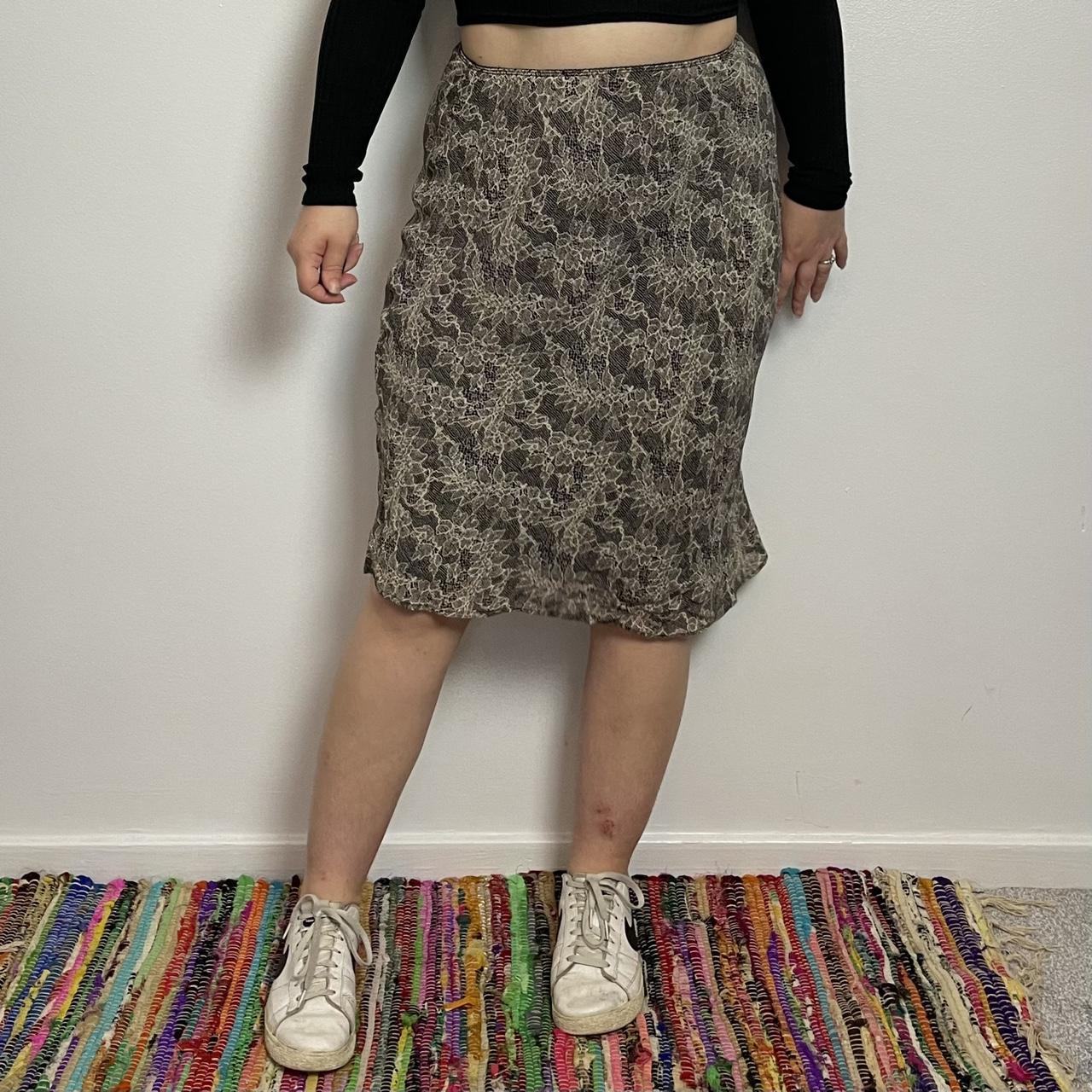 90s mesh outlet skirt