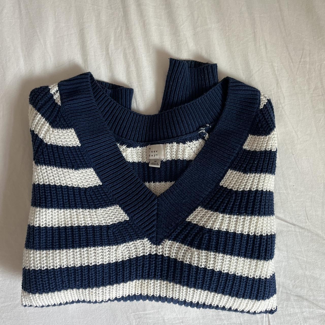A New Day Women's Navy and White Jumper