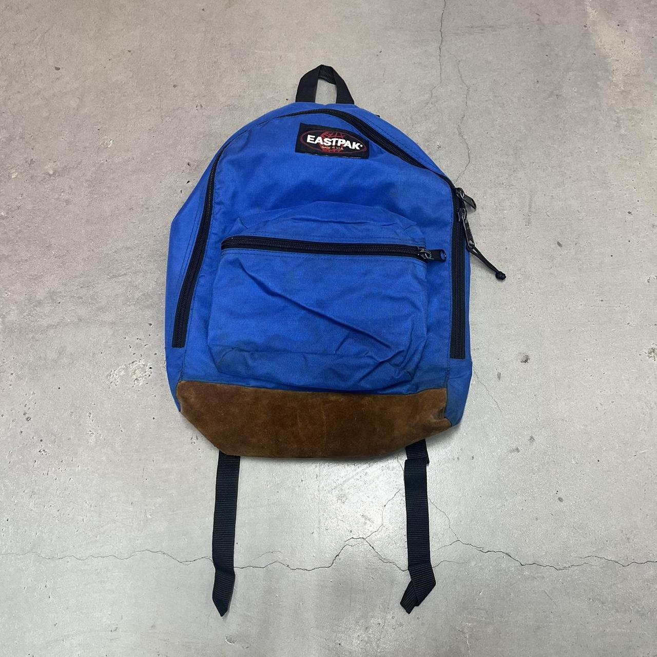 Eastpak leather outlet bottom