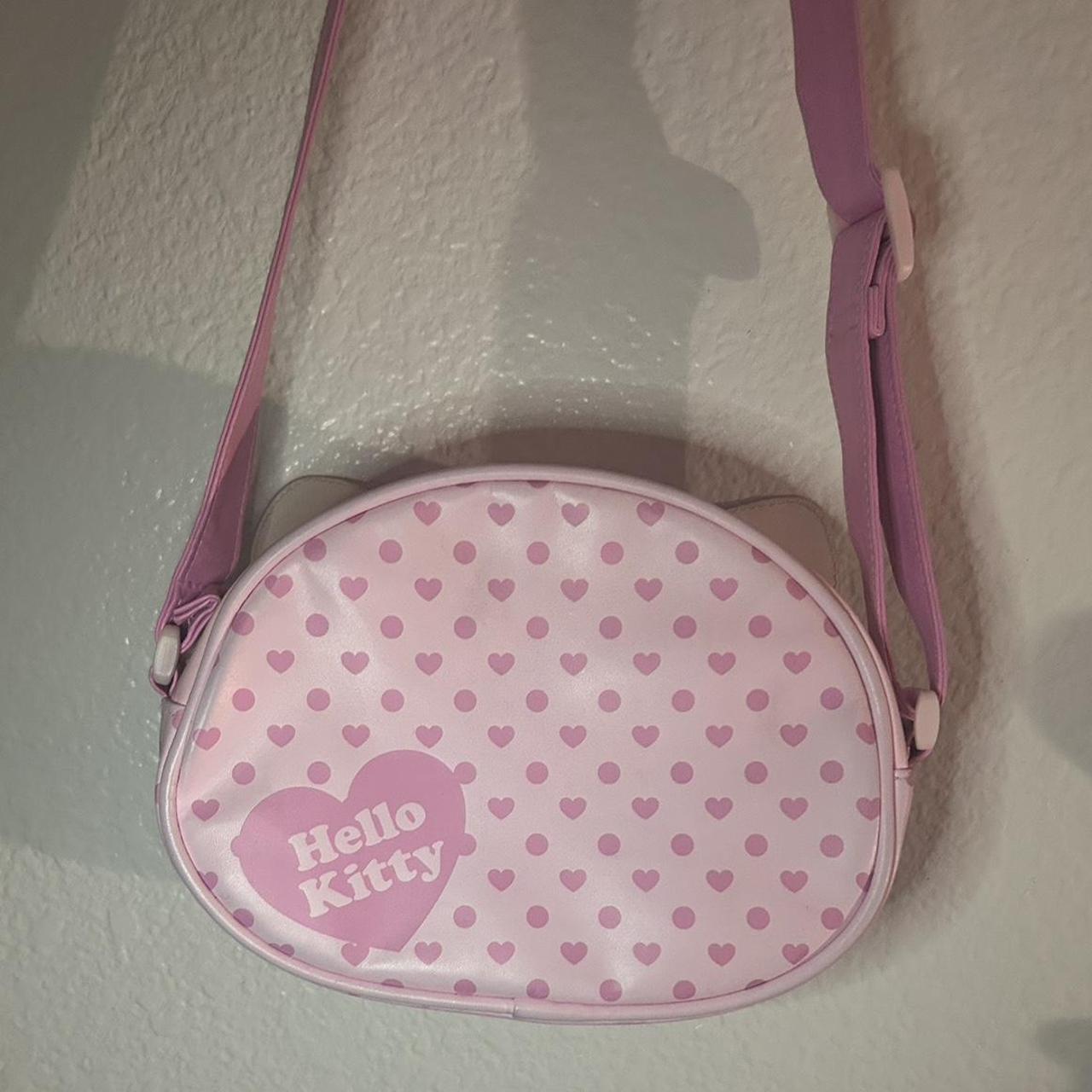 🫧RARE 2004 Hello Kitty messenger bag!🫧 🌸I love this - Depop