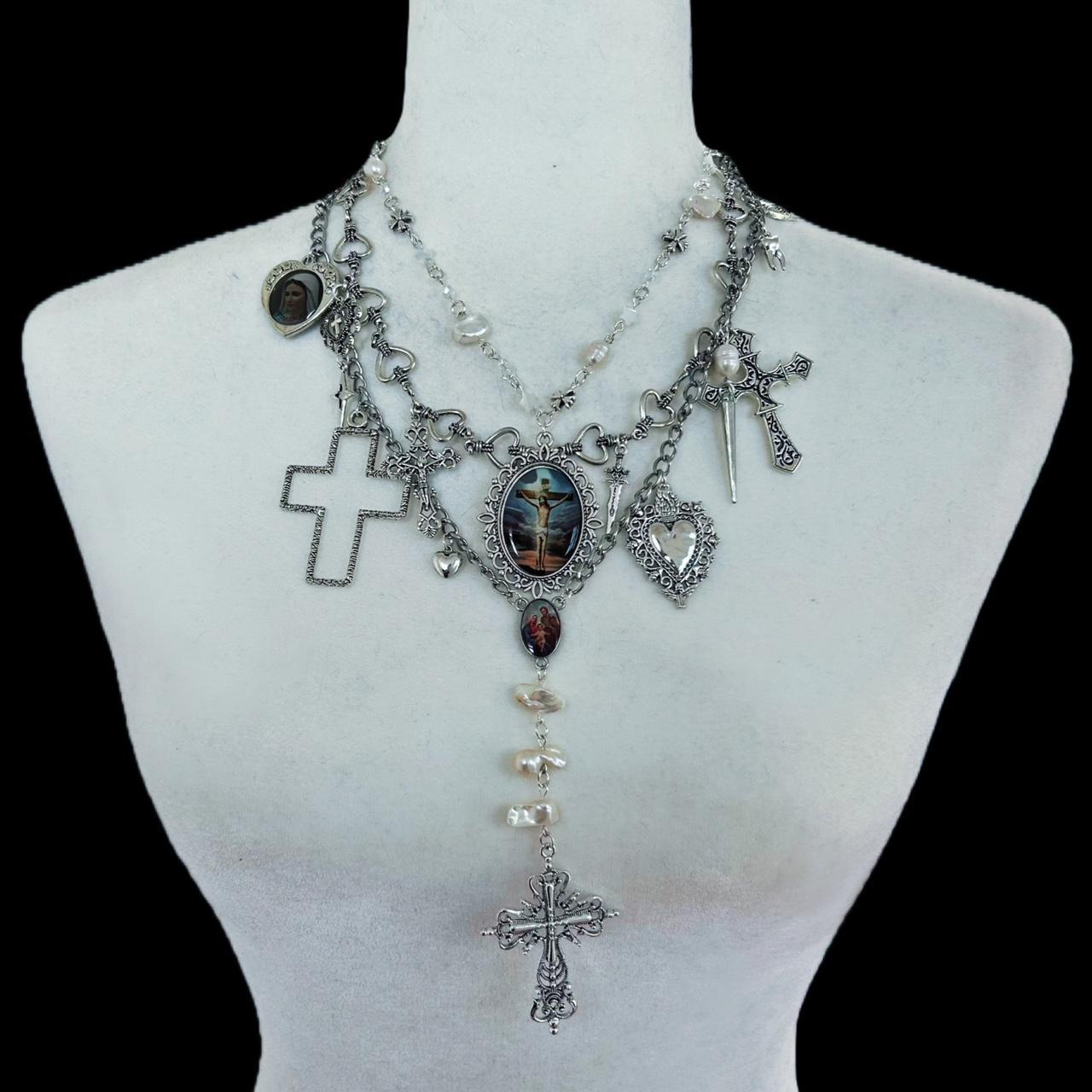 item listed by rottenteethstudio