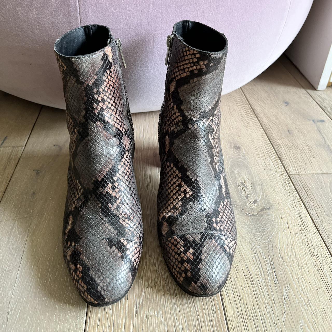 Zadig and outlet voltaire snakeskin boots