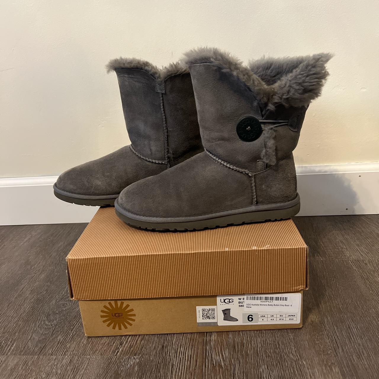 Warmest Grey UGG boots- bailey button Size 6 #fur... - Depop