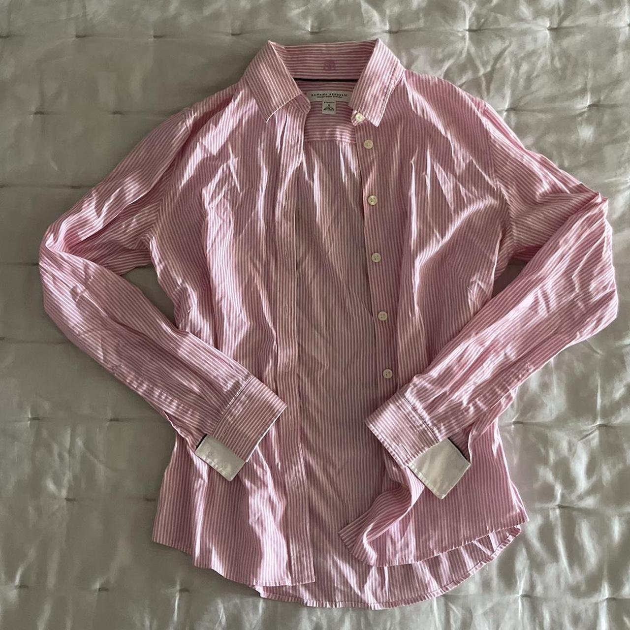 BANANA REPUBLIC button up shirt ⭐️LIKE NEW⭐️ size... Depop