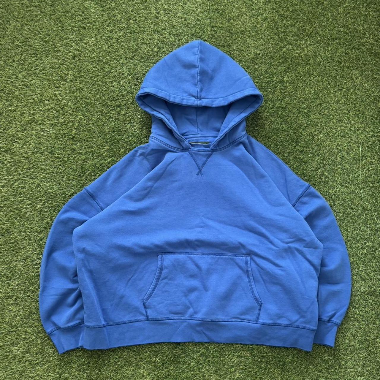 item listed by ty7er