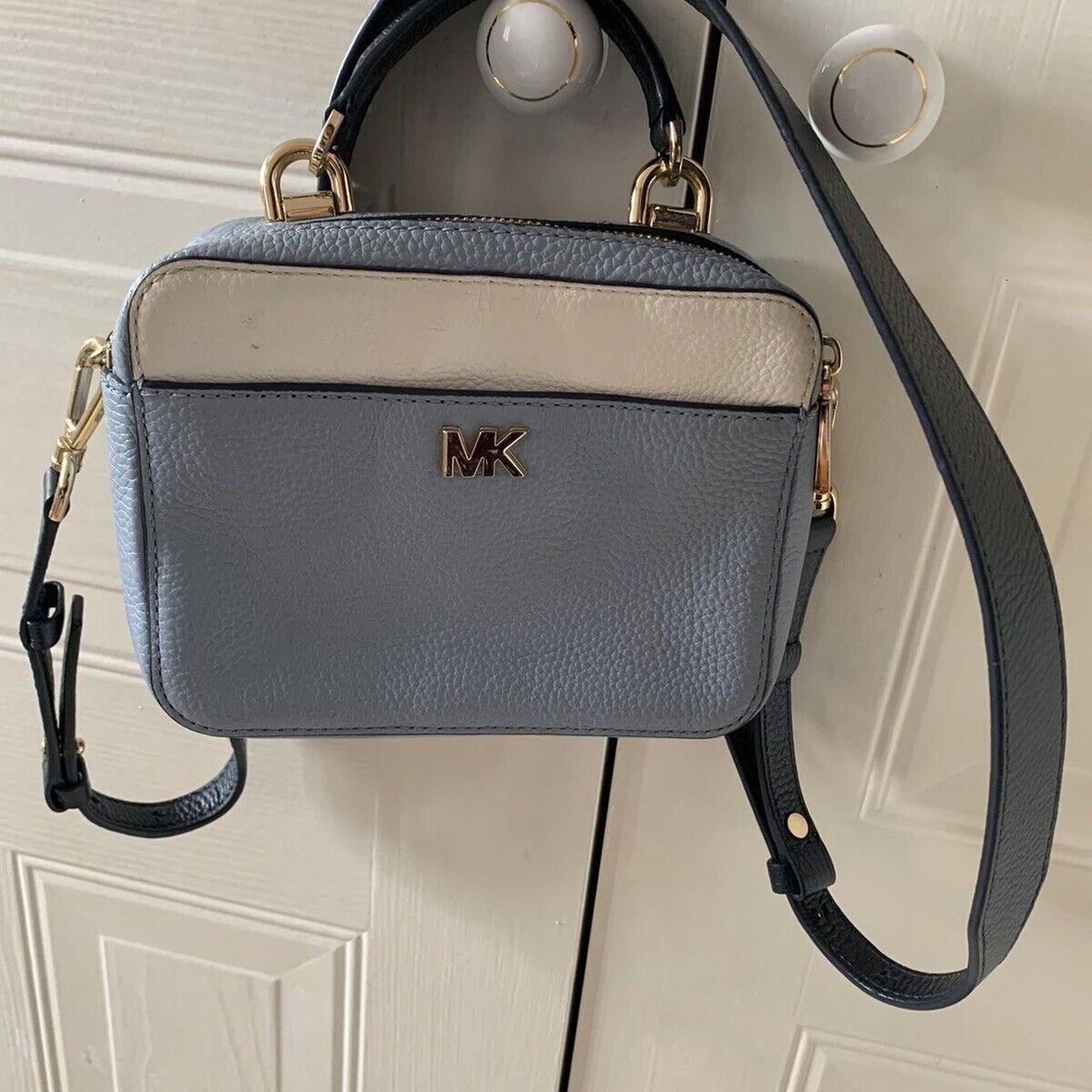 Michael kors discount blue shoulder bag