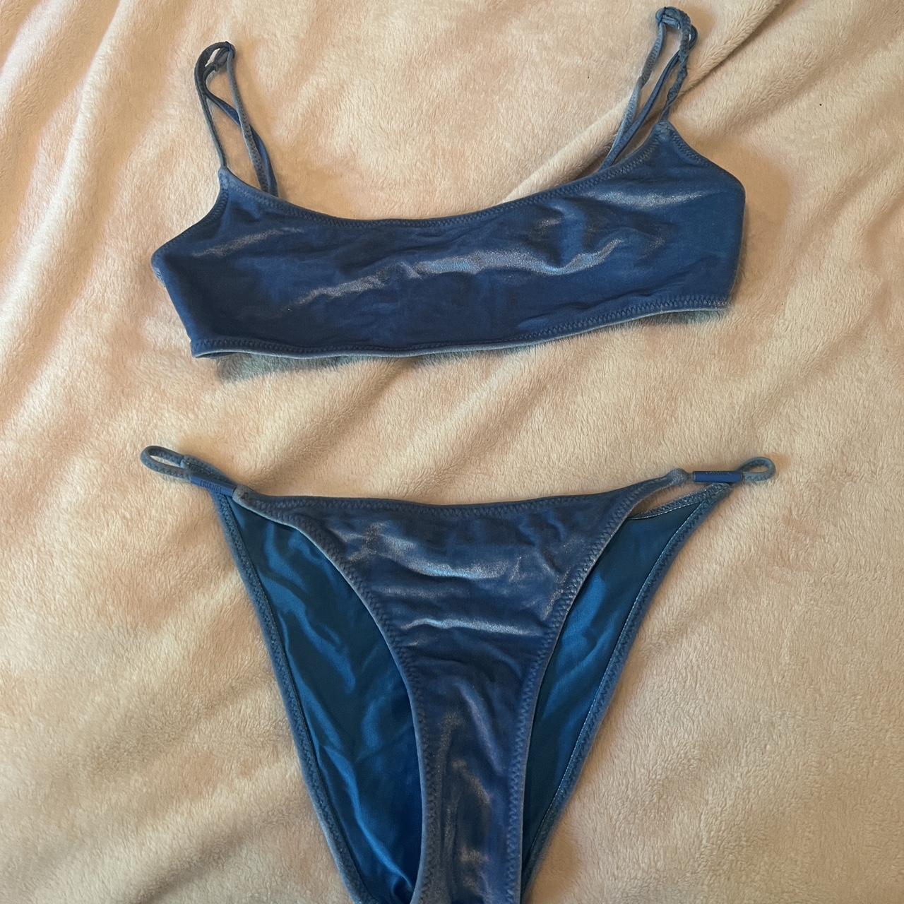 item listed by ella8767