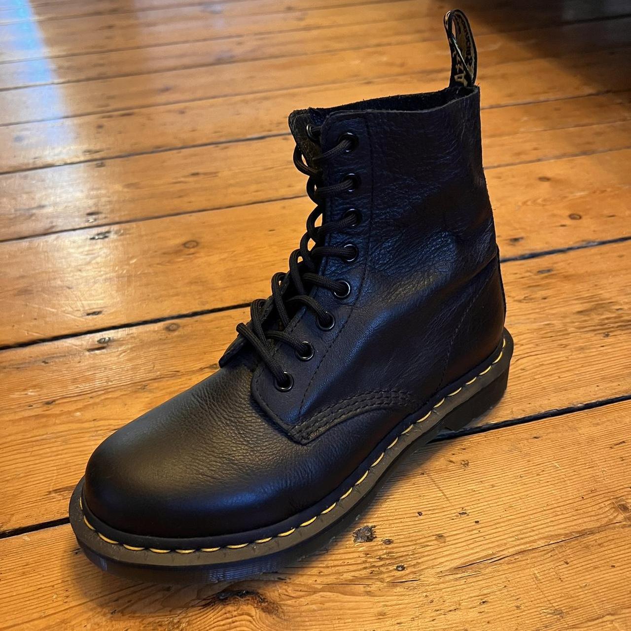 doc martens carolyn