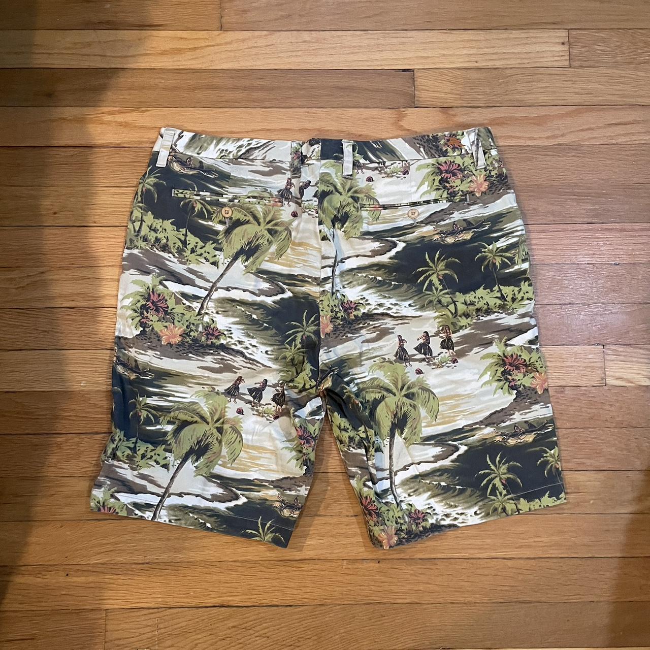 Tommy Bahama Men's multi Shorts | Depop